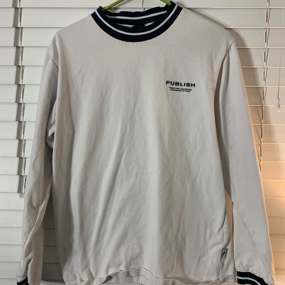 Publish long sleeve tee